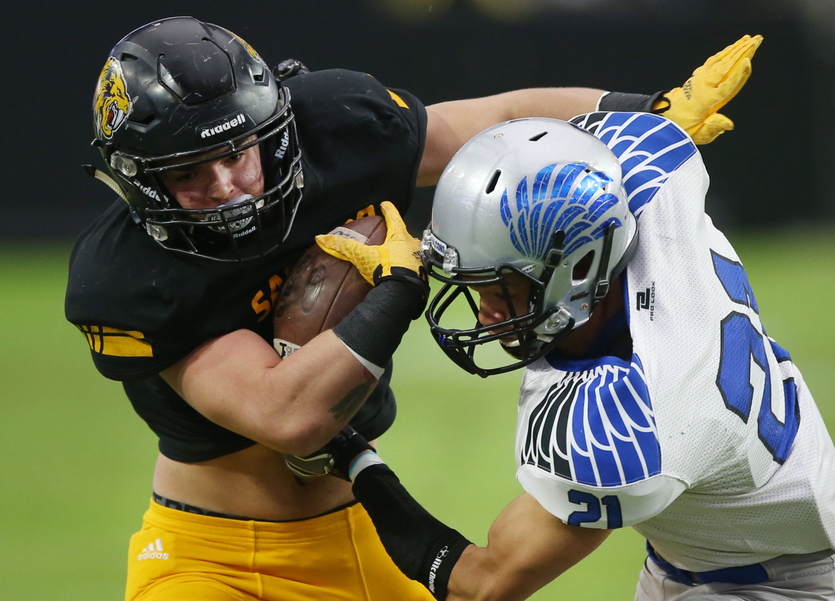 Catalina Foothills vs. Scottsdale Saguaro in the 4A high school football championship